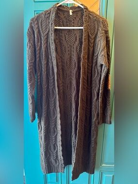 POL Cable Knit Duster Cardigan Sweater Size M Olive Drab Stitch Elbow Patch